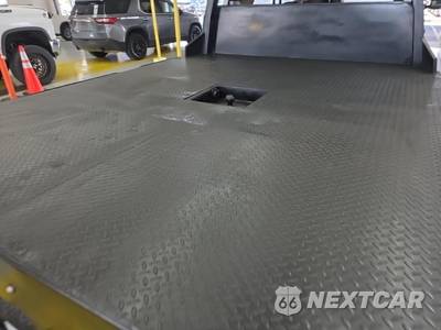 2022 Ford Super Duty F-450 Cab Chassis XL Crew Cab DRW - zdjęcie 13 z 17 - miniatura