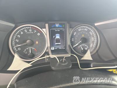 2023 Toyota Tacoma SR5 Crew Cab Medium Bed - zdjęcie 12 z 22 - miniatura