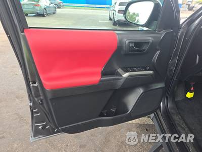 2023 Toyota Tacoma SR5 Crew Cab Medium Bed - zdjęcie 9 z 22 - miniatura