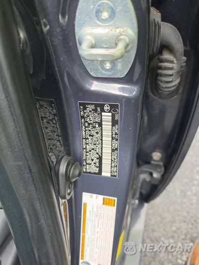 2015 Toyota Prius Two - zdjęcie 14 z 30 - miniatura