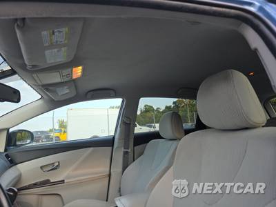2010 Toyota Venza - zdjęcie 17 z 26 - miniatura