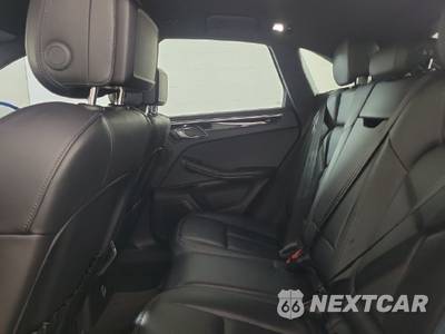 2018 Porsche Macan - zdjęcie 13 z 32 - miniatura