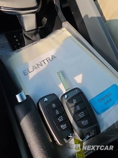 2021 Hyundai Elantra SE - zdjęcie 21 z 23 - miniatura