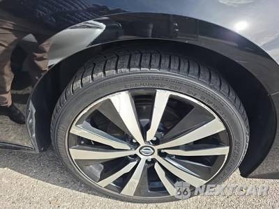 2020 Nissan Altima SR - zdjęcie 9 z 21 - miniatura