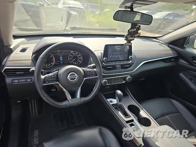 2020 Nissan Altima SR - zdjęcie 14 z 21 - miniatura