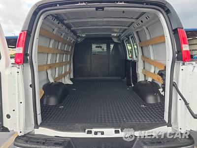 2025 GMC Savana 2500 Cargo Van 1WT 135.0" WB - zdjęcie 15 z 27 - miniatura