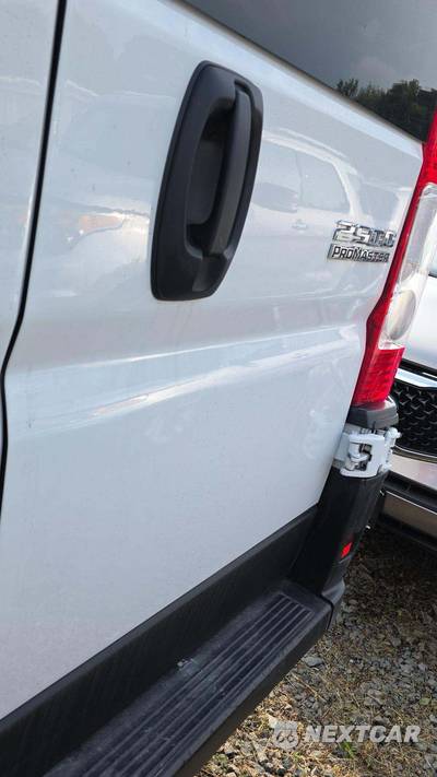2025 Ram ProMaster 2500 Cargo Van Tradesman w/Passenger Seat Low Roof 136.0" WB - zdjęcie 29 z 32 - miniatura