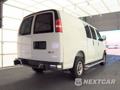 2025 GMC Savana 2500 Cargo Van 1WT 135.0" WB - zdjęcie 4 z 16 - miniatura