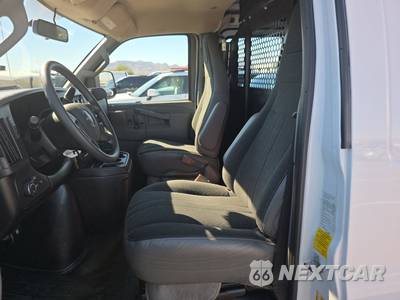 2025 GMC Savana 2500 Cargo Van 1WT 135.0" WB - zdjęcie 7 z 21 - miniatura