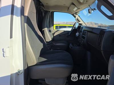 2025 Chevrolet Express 2500 Cargo Van 1WT 135.0" WB - zdjęcie 8 z 36 - miniatura