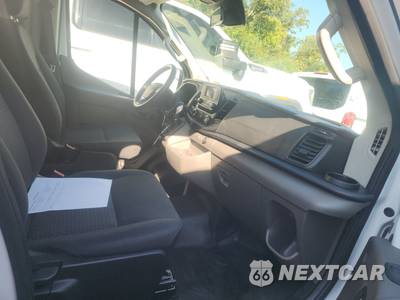 2025 Ford Transit 250 Cargo Van Low Roof 130.0" WB - zdjęcie 8 z 20 - miniatura