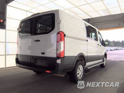 2025 Ford Transit 250 Cargo Van Low Roof 130.0" WB - zdjęcie 4 z 17 - miniatura