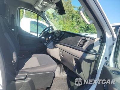 2025 Ford Transit 250 Cargo Van Low Roof 130.0" WB - zdjęcie 8 z 17 - miniatura