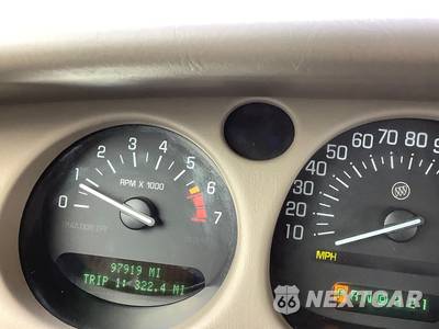 2003 Buick LeSabre Custom - zdjęcie 17 z 38 - miniatura