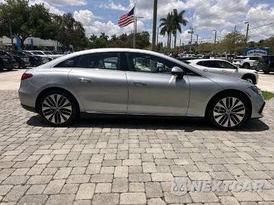 2023 Mercedes-Benz EQE 500 4MATIC Sedan - zdjęcie 15 z 42 - miniatura