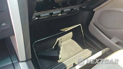 2015 Ford Explorer XLT - zdjęcie 38 z 80 - miniatura