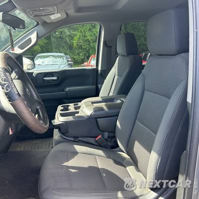 2020 Chevrolet Silverado 1500 Custom Trail Boss Crew Cab Short Bed 2CX - zdjęcie 8 z 15 - miniatura