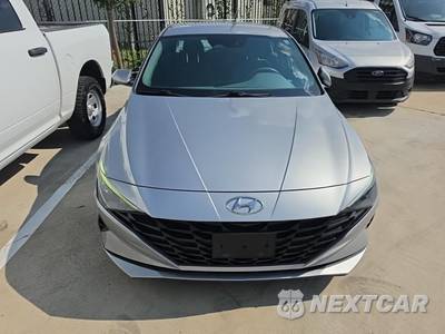 2021 Hyundai Elantra SE - zdjęcie 2 z 23 - miniatura