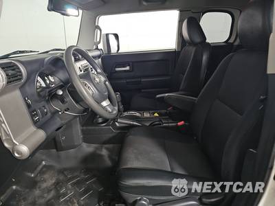 2012 Toyota FJ Cruiser w/Rear Doors - zdjęcie 7 z 21 - miniatura