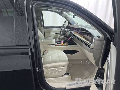 2026 Cadillac Escalade ESV Platinum Sport 1SH - zdjęcie 8 z 18 - miniatura