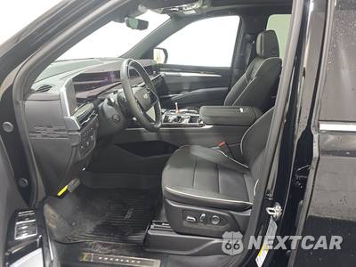 2026 Cadillac Escalade Luxury 1SB - zdjęcie 7 z 19 - miniatura
