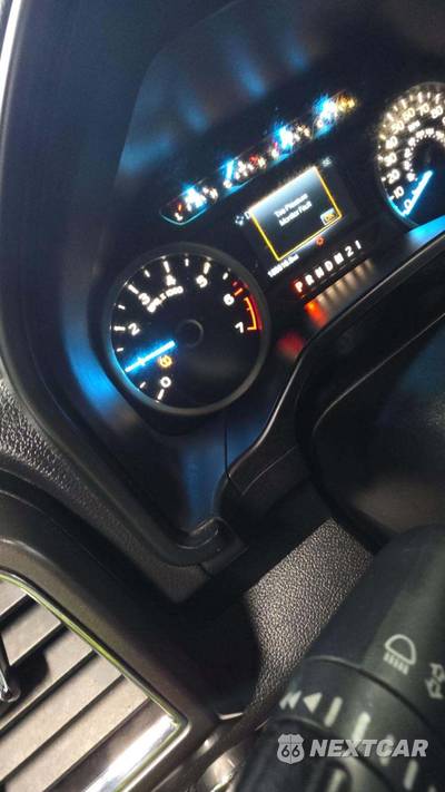 2016 Ford F-150 XLT Crew Cab Medium Bed - zdjęcie 36 z 38 - miniatura