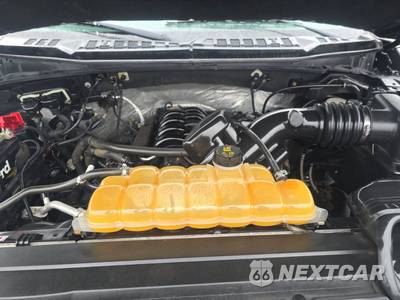 2016 Ford F-150 XLT Crew Cab Medium Bed - zdjęcie 16 z 38 - miniatura