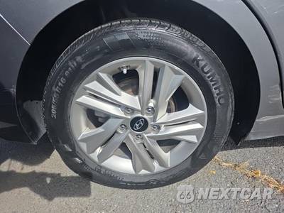2020 Hyundai Elantra Value Edition Sedan - zdjęcie 10 z 27 - miniatura