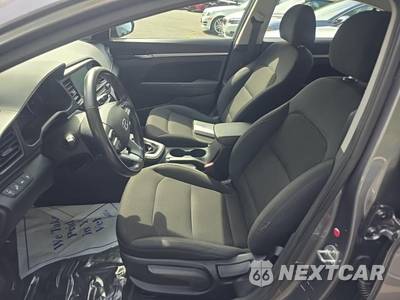 2020 Hyundai Elantra Value Edition Sedan - zdjęcie 13 z 27 - miniatura