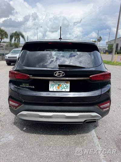 2019 Hyundai Santa Fe SE - zdjęcie 8 z 20 - miniatura