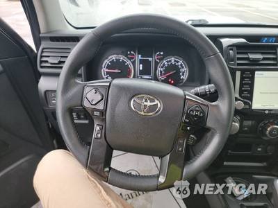 2022 Toyota 4Runner TRD Off-Road Premium - zdjęcie 10 z 24 - miniatura