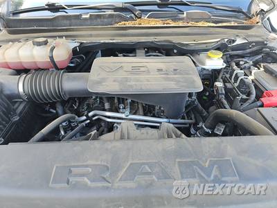 2025 Ram 1500 Tradesman Extended Cab Medium Bed - zdjęcie 16 z 18 - miniatura