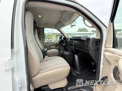 2011 Chevrolet Express 2500 Cargo Van 1WT 135.0" WB - zdjęcie 18 z 19 - miniatura