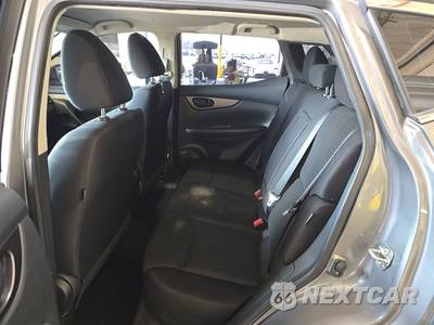 2021 Nissan Rogue Sport S - zdjęcie 13 z 32 - miniatura