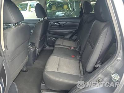 2019 Nissan Rogue SV - zdjęcie 16 z 33 - miniatura