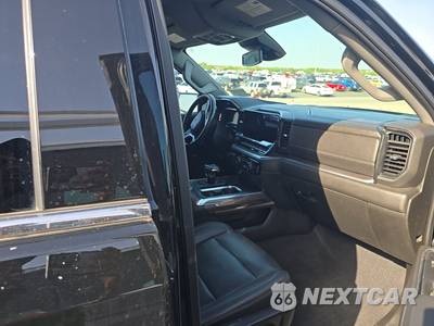 2022 Chevrolet Silverado 1500 LTZ Crew Cab Short Bed 1LZ - zdjęcie 8 z 24 - miniatura