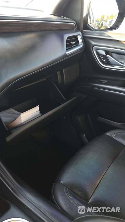 2021 Chevrolet Suburban LT 1LT - zdjęcie 28 z 36 - miniatura