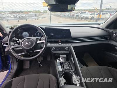 2024 Hyundai Elantra SEL - zdjęcie 11 z 30 - miniatura