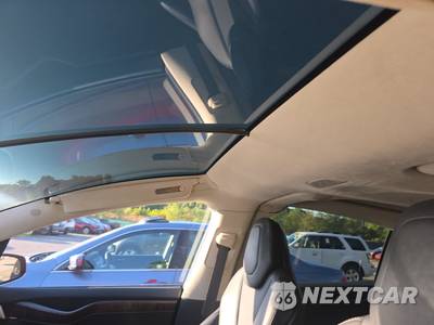 2018 Tesla Model X 75D - zdjęcie 17 z 35 - miniatura