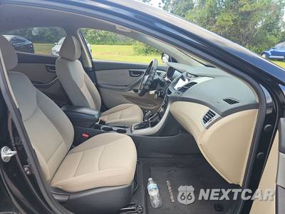 2014 Hyundai Elantra SE Sedan - zdjęcie 8 z 30 - miniatura