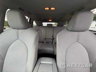 2023 Toyota Highlander LE - zdjęcie 24 z 60 - miniatura