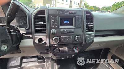 2018 Ford F-150 XL Extended Cab Medium Bed w/Rear Doors - zdjęcie 18 z 27 - miniatura