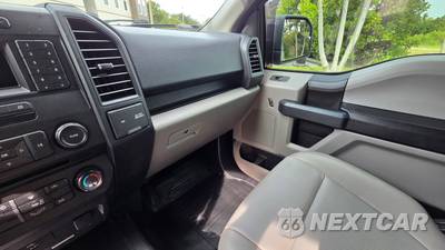 2018 Ford F-150 XL Extended Cab Medium Bed w/Rear Doors - zdjęcie 19 z 27 - miniatura