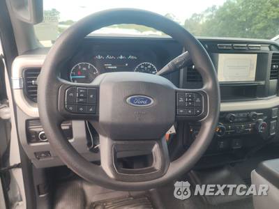 2023 Ford Super Duty F-350 XL Crew Cab Long Bed DRW - zdjęcie 10 z 24 - miniatura