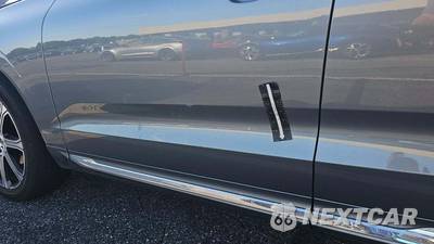 2021 Volvo XC60 T5 Inscription - zdjęcie 28 z 38 - miniatura
