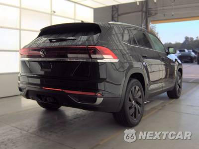 2024 Volkswagen Atlas Cross Sport 2.0T SE w/Technology - zdjęcie 4 z 21 - miniatura