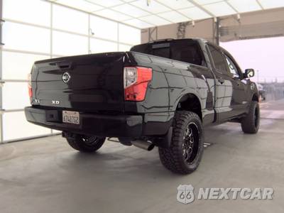 2017 Nissan TITAN XD S Crew Cab Medium Bed - zdjęcie 4 z 33 - miniatura