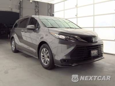 2021 Toyota Sienna LE 8-Passenger 120.5" WB - zdjęcie 3 z 22 - miniatura