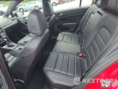 2017 Volkswagen Golf R Hatchback w/DCC & Navigation - zdjęcie 13 z 32 - miniatura