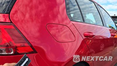 2017 Volkswagen Golf R Hatchback w/DCC & Navigation - zdjęcie 28 z 32 - miniatura